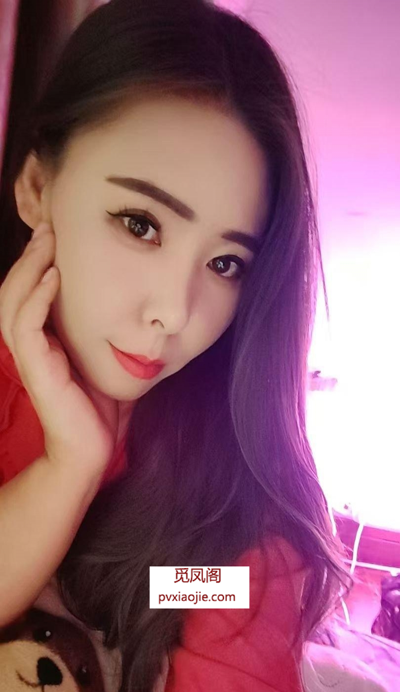 服务系大胸骚少妇