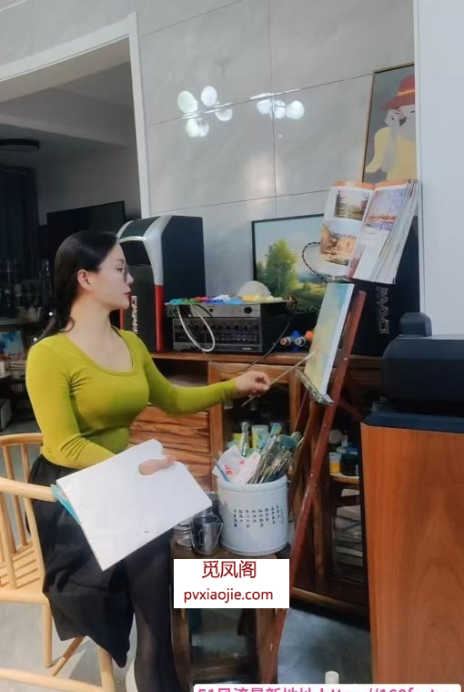 双妃姐妹屁股大会跳舞